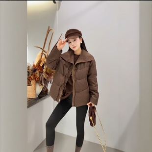 南油欧货2025冬季新款大翻领流苏扣烫钻鹅绒羽绒服女休闲保暖外套
