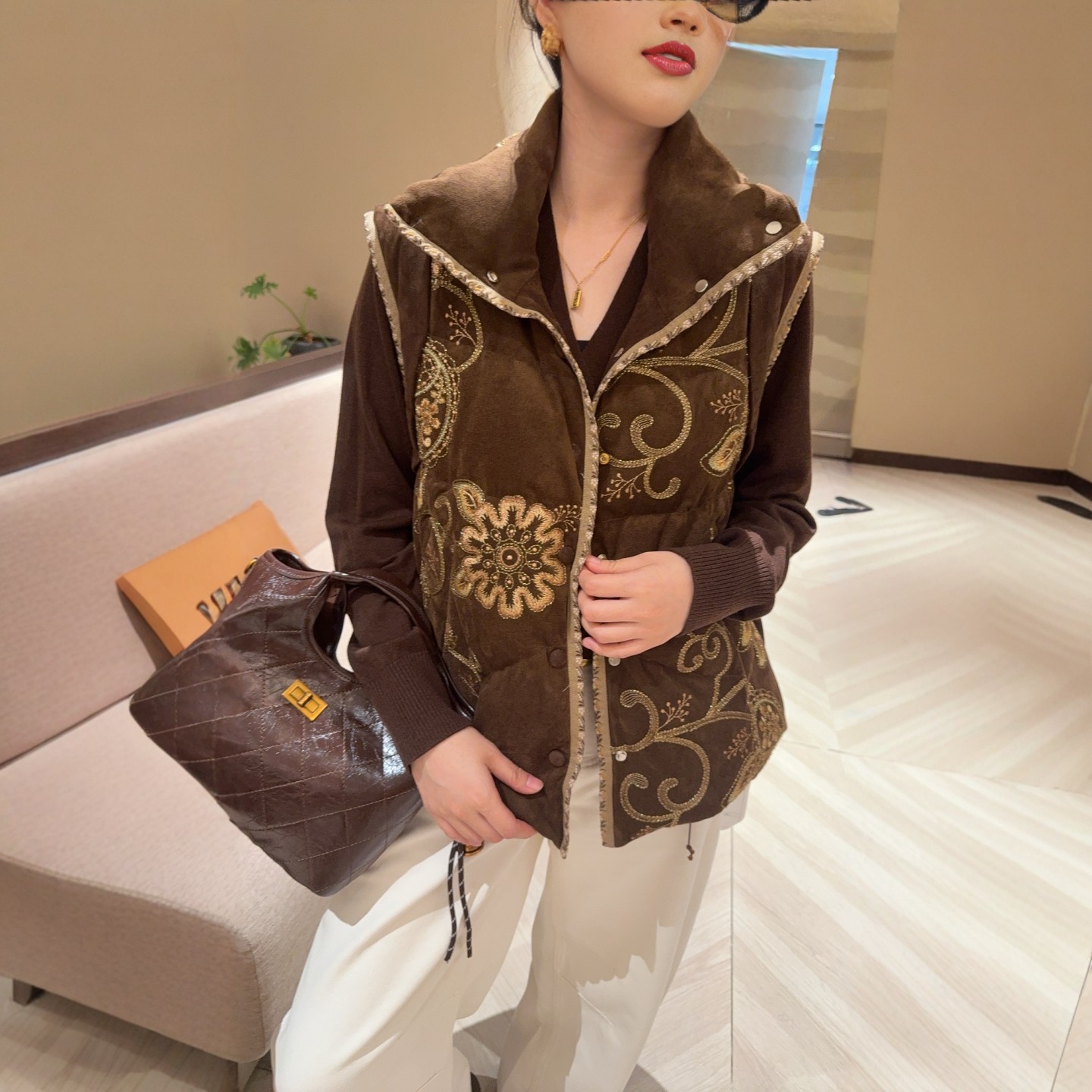 欧洲站中式国风刺绣鹅绒羽绒服