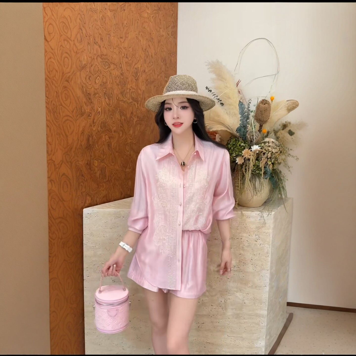夏季新款刺绣钉珠提花套装女