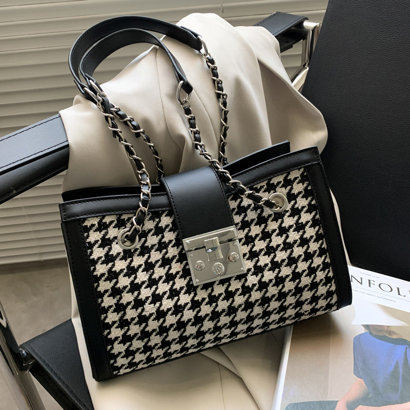 北包包复古单肩腋下小包包女包2020流行新款潮时尚网红百搭小方包