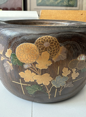 日本老桐木铜胆金时绘嵌螺钿火钵，外径32厘米，铜胆内径20.5高21