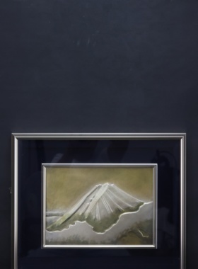 日本竹秀作富士山铜版画，框长53厘米，宽44厘米，画长32厘米。