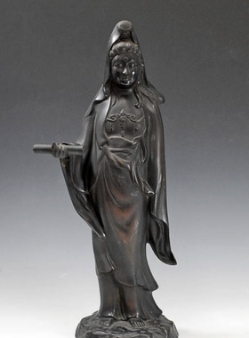 高村光云作铸铜观音像，高52厘米重4.4公斤，开脸祥和，大师作品