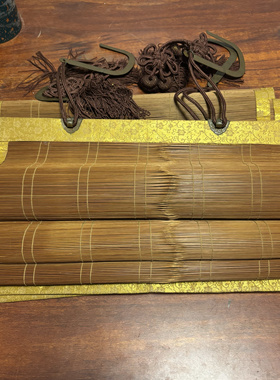 日本精品老御竹帘两个，宽均为43.5厘米，长均为170厘米，带挂钩