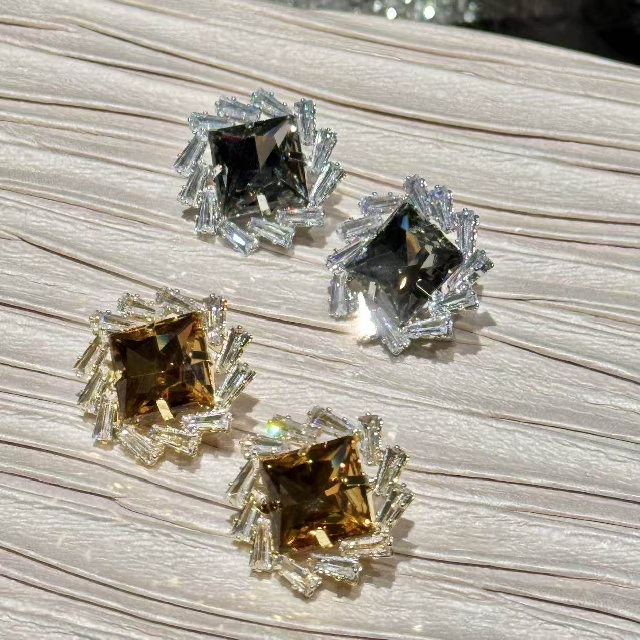 轻奢方钻环绕气质女人耳环ST398