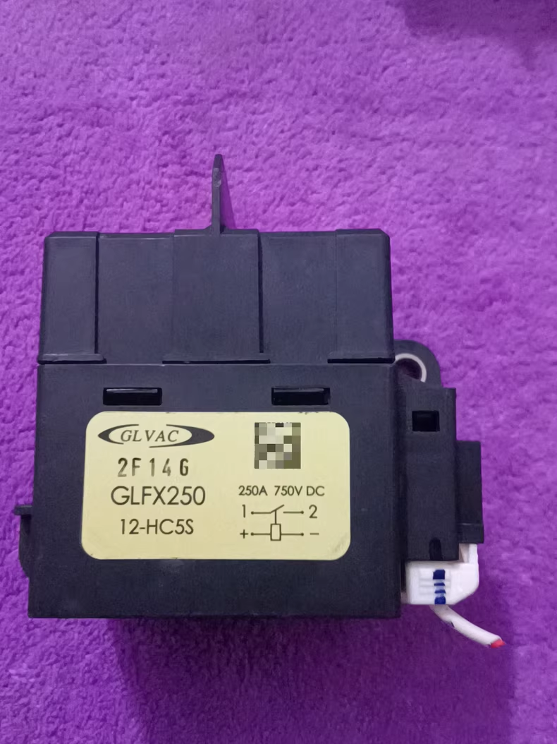 GLVAC国力250A高压直流继电器，型号GLFX250，12V线圈