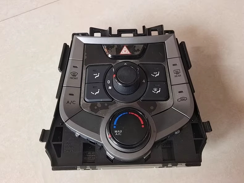 现代朗动空调控制面板总成 原装拆车 实物图片拍摄 型97250-4V000
