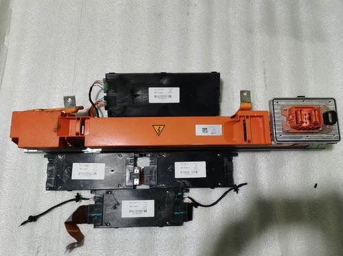 上汽智己LS6 上汽时代750.72V 宁德时代三元133.2Ah 100kwh