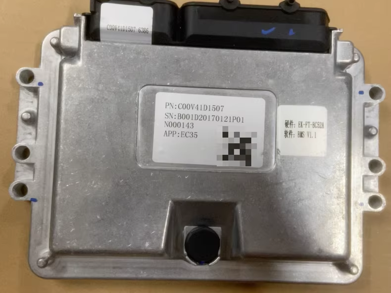 拆机瑞驰新能源EK07控制主板，大量现货，型号如图。