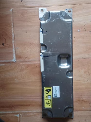 搭载英飞凌TC387Q芯片，拆机华为问界，理想，小米su7.宁德电