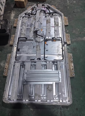 吉利几何C 宁德时代三元锂 374V 187Ah 70Kwh 装置型号BE61电
