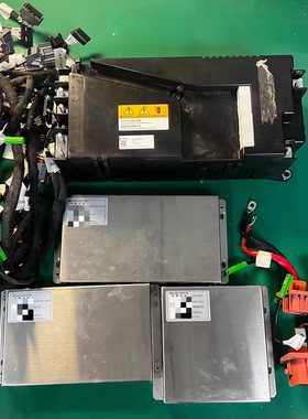 天际me5 上海电气三元动力电池包，303V 102Ah 24.74度电。