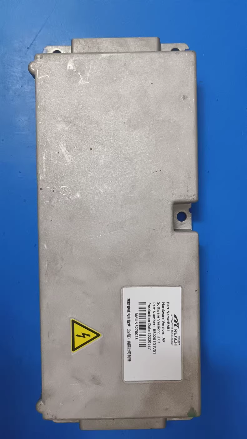 东软睿驰电池管理系统BMU，型号如图，硬件版本ZD1V01