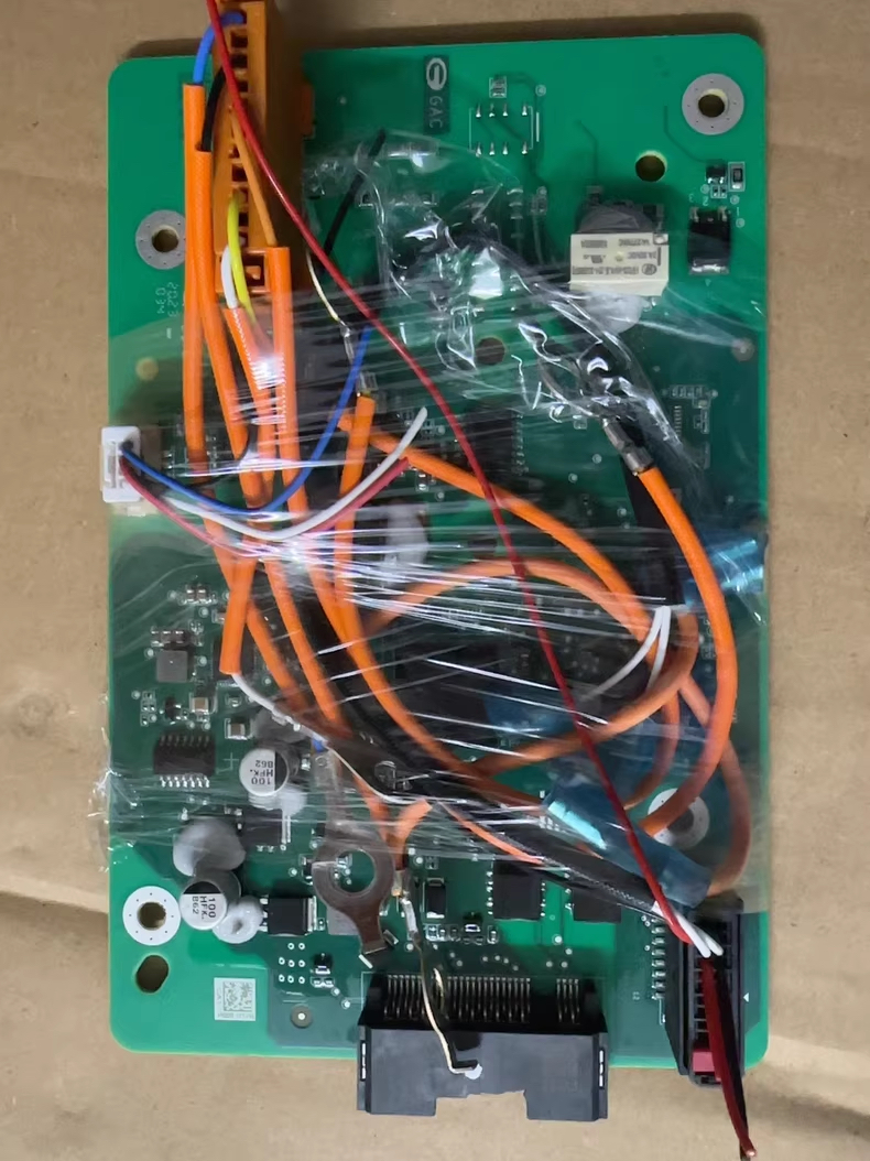 拆机广汽传祺埃安BMS电池管理系统主板， 成色如图