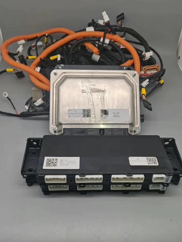 哪吒V 宁德时代电池管理系统BMS，采集板，低压线束，BCU线束总成