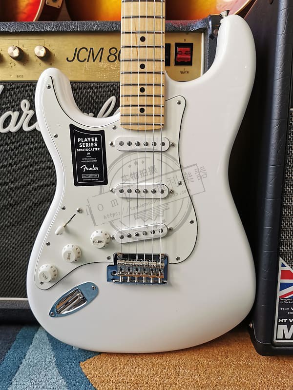 FENDER芬达电吉他玩家系列