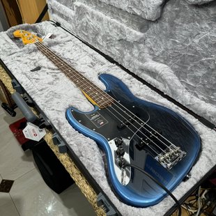 Fender芬达美专二代PROFESSIONAL II JAZZ电贝司019-3980左手3982