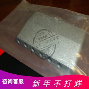 X标价9折 Fender 芬达 美标 STANDARD TREMOLO BLOCK琴桥底座4349