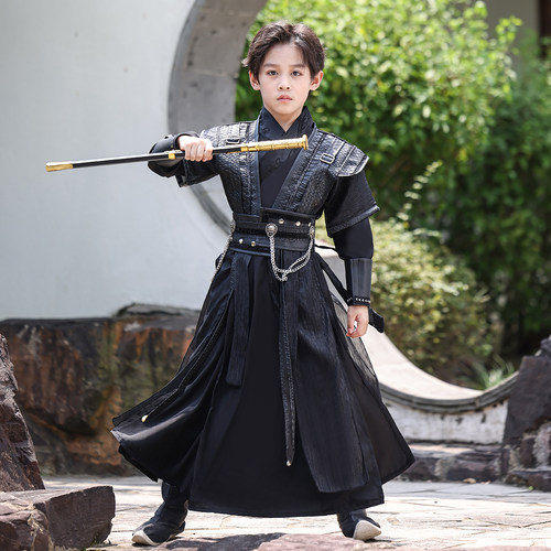 武侠古装男童宝儿童汉服古代武将服装士兵刺客2026新款古风帅气秋