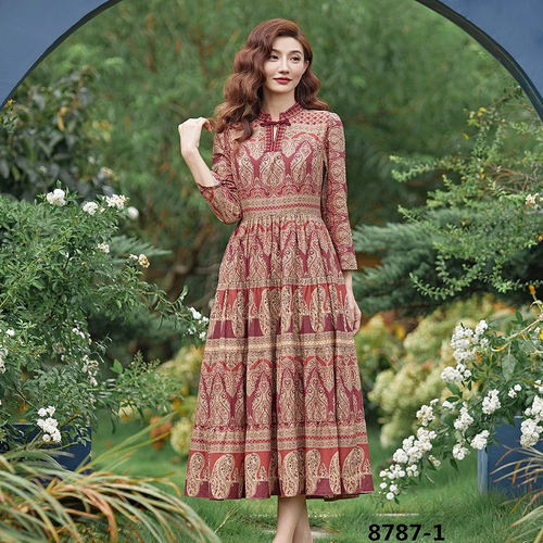 秋季款多花色时尚连衣裙