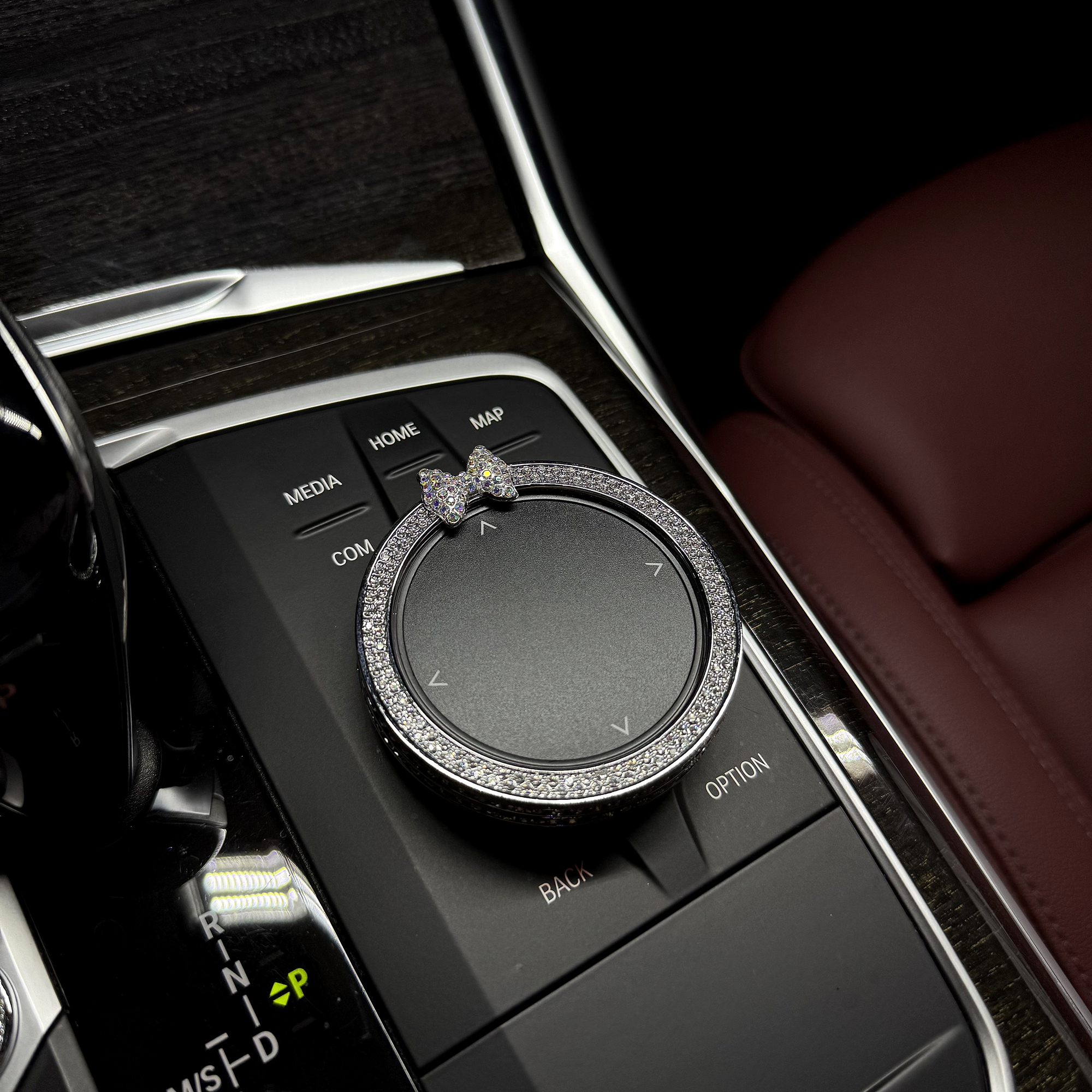 适用于宝马改装X1系3系5系7系X2IX3X4X5多媒体镶钻旋钮装饰车贴
