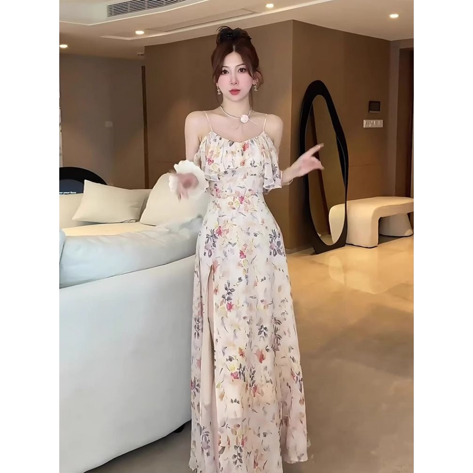 法式度假荷叶边一字肩开叉连衣裙图片