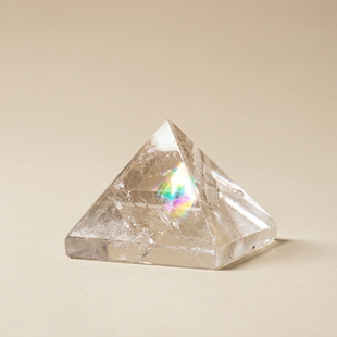 天然白水晶金字塔晶体通透车饰车摆件客厅书房办公室玄关居家摆件