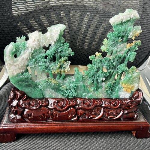 云南黄龙精品冰种俏色山水纯手工