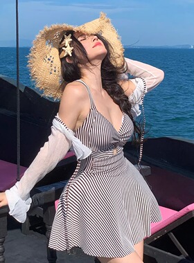 性感V领条纹连体裙泳衣女长袖度假温泉遮肉显瘦保守大码胖mm200斤