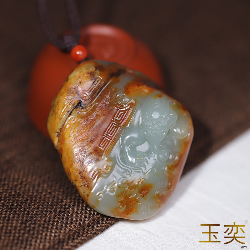 玉奕玉雕工作室71克新疆和田玉籽料独籽原石沁色皮瑞兽貔貅挂件