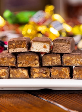 拉迈尔巧克力混合装果仁夹心拉丝糖果花生可可粉零食特产新年喜糖