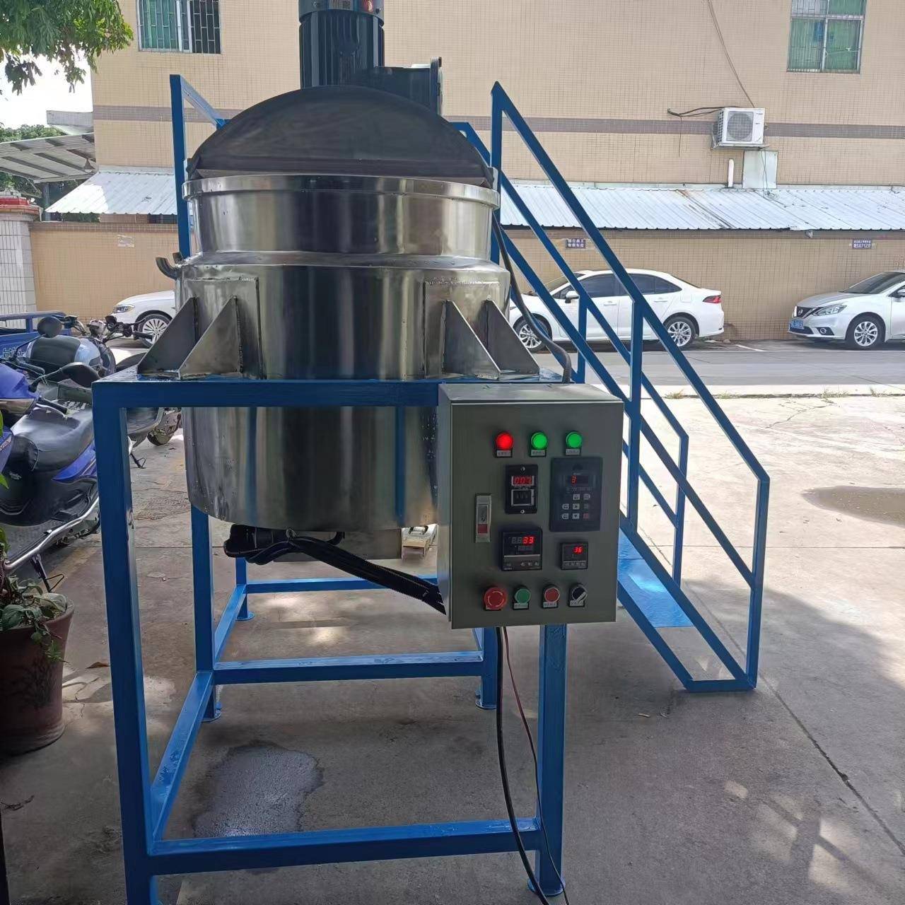 不锈钢立式液体搅拌罐洗发水沐浴露液体搅拌机液体加热混合机厂家