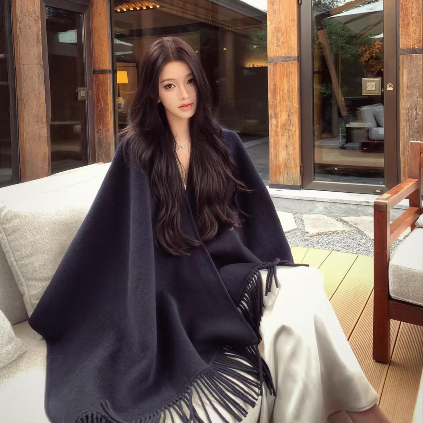 韩系氛围感黑色流苏针织斗篷披肩女秋冬保暖百搭围巾外搭上衣