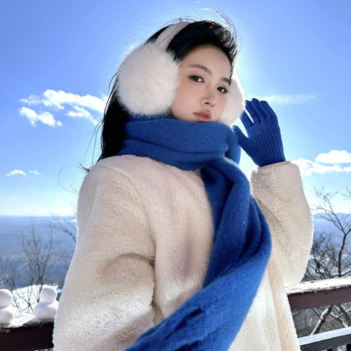 韩系氛围感克莱因蓝流苏围巾女冬季保暖加厚围脖学生情侣披肩