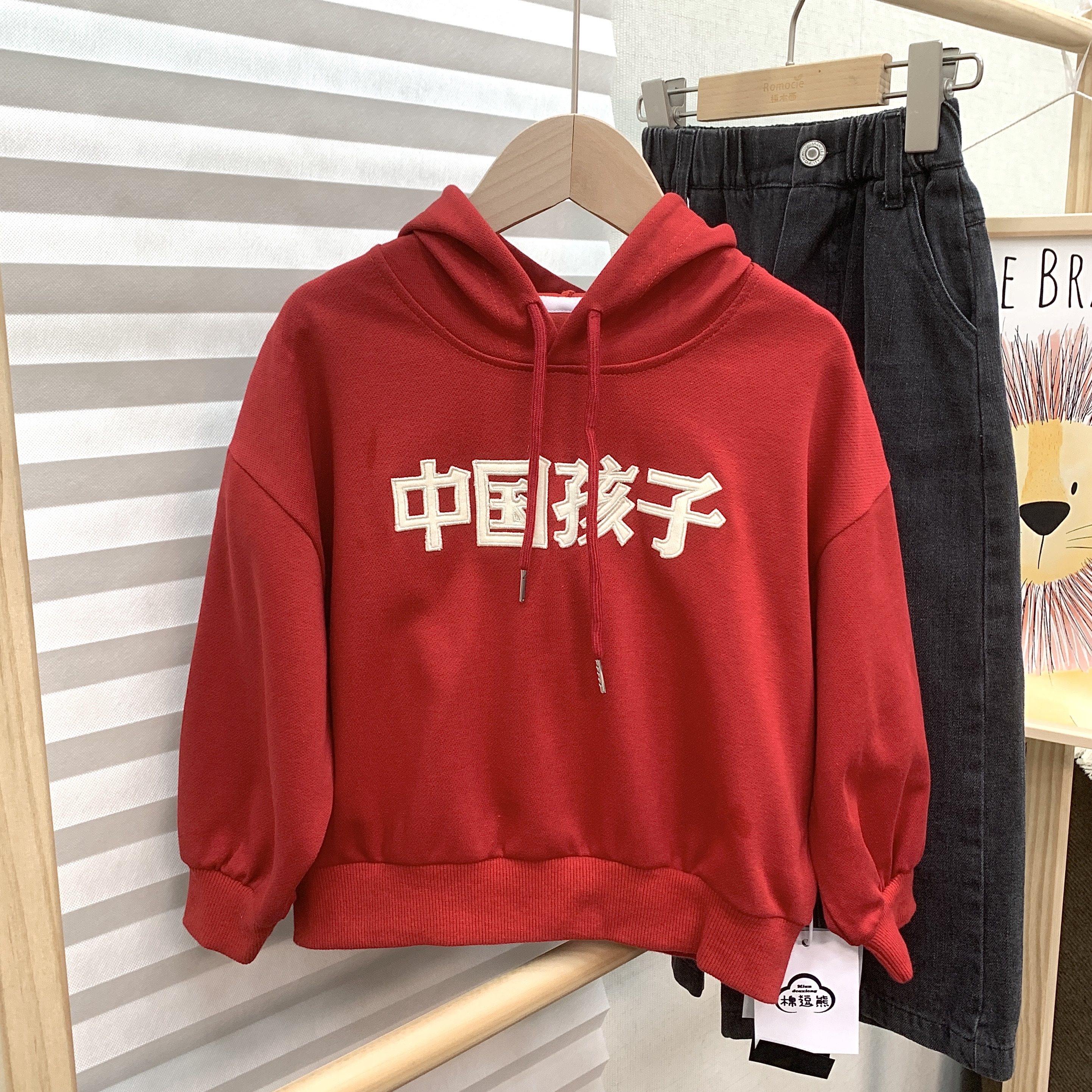 棉逗熊男女童国潮风连帽纯棉卫衣春秋中国孩子刺绣红色宝宝上衣
