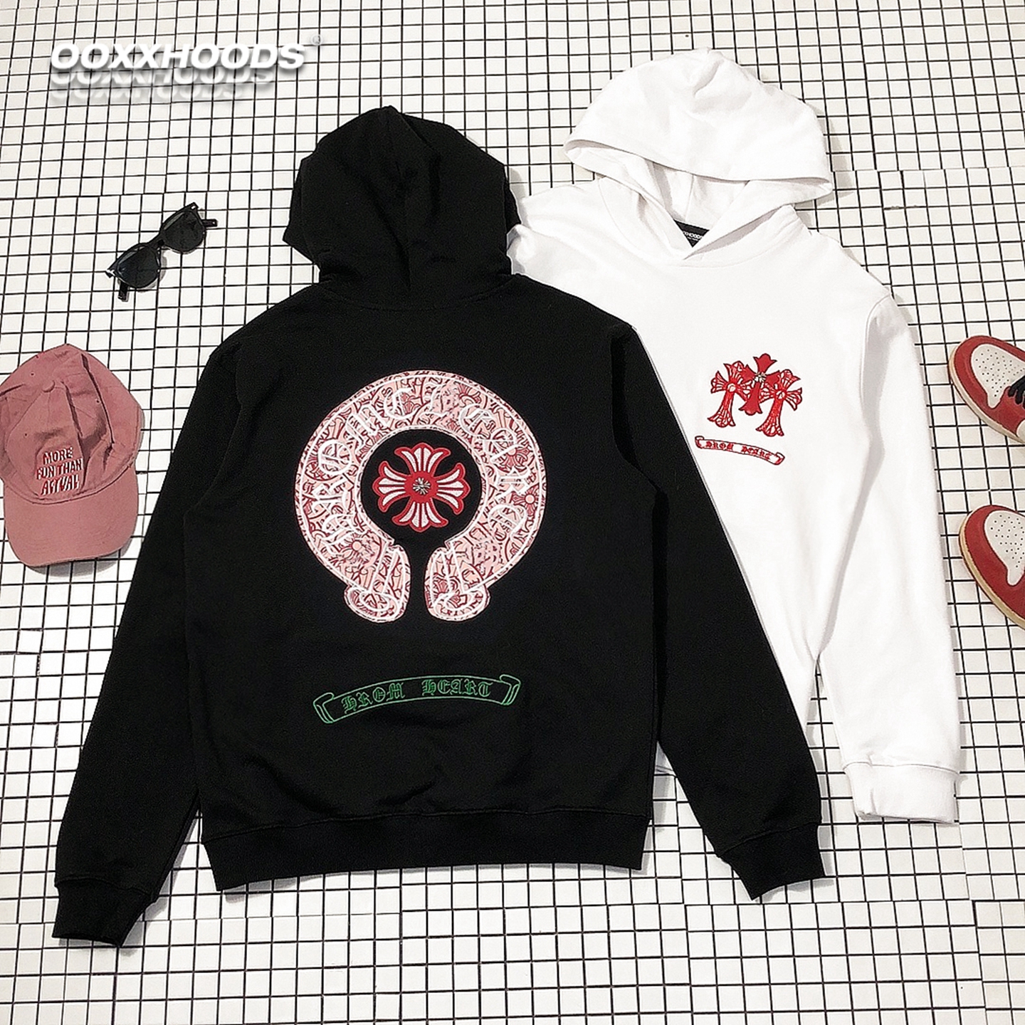 =血染飞镖十字架刺绣贴皮=潮卫衣