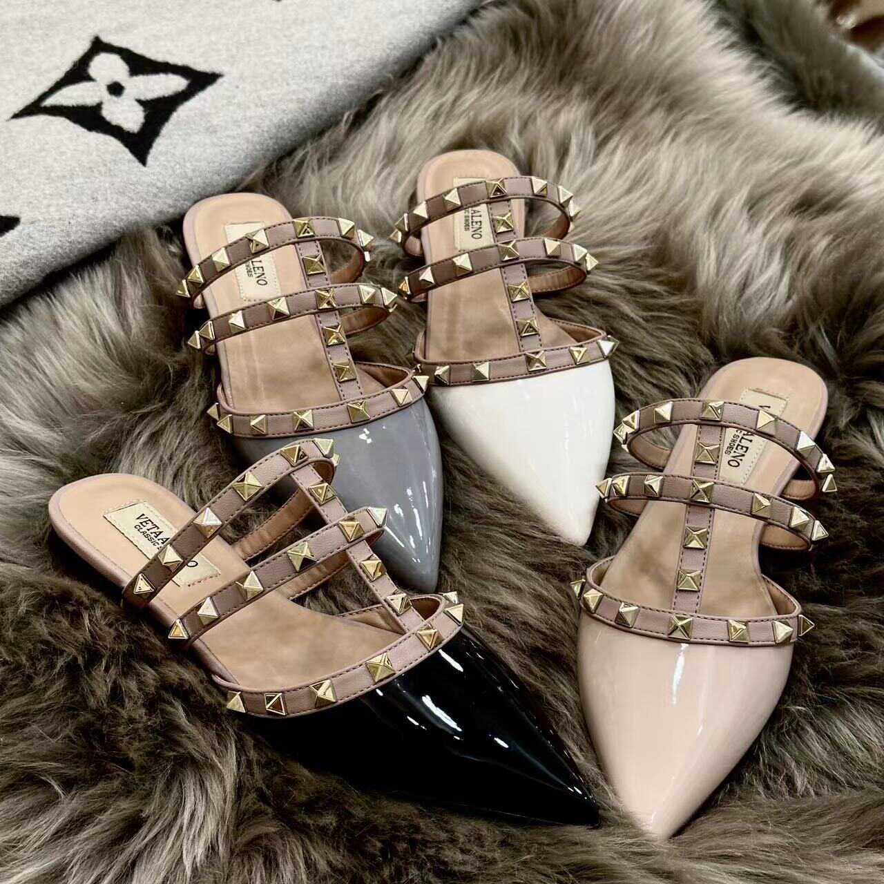 明天见shoes~夏季包头铆钉凉鞋女粗跟罗马尖头高跟平底半拖鞋外穿