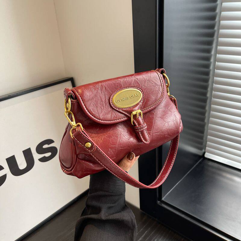 腋下包包女包2023新款秋季小众设计高级感洋气女士复古单肩斜挎包