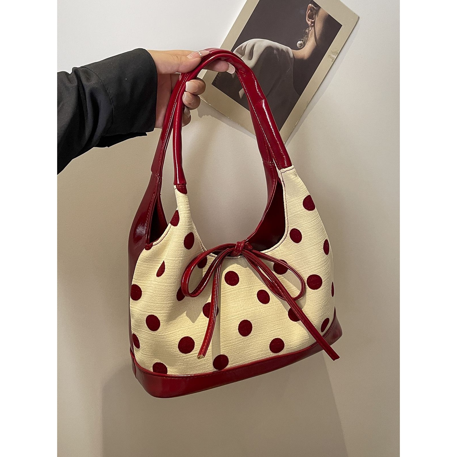 通勤大容量春夏包包女2025新款流行帆布波点单肩腋下包手提托特包,箱包皮具/热销女包/男包,腋下包,淘宝优惠券,粉丝福利购,淘宝优惠卷