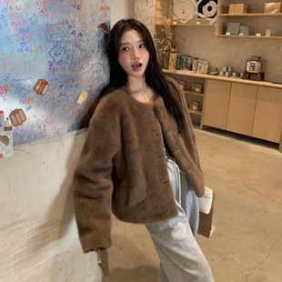 环保水貂毛皮草外套女短款冬季2025新款皮毛一体小个子毛毛绒上衣