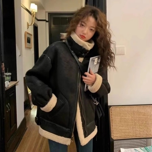 皮毛一体2025冬新款气质羊羔毛外套女高级感羊羔麂皮绒机车服夹克