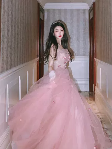 Розовое свадебное платье, по фигуре, французский стиль, в цветочек