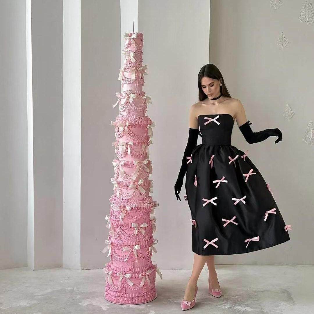 少女生日派对小短裙写真图片