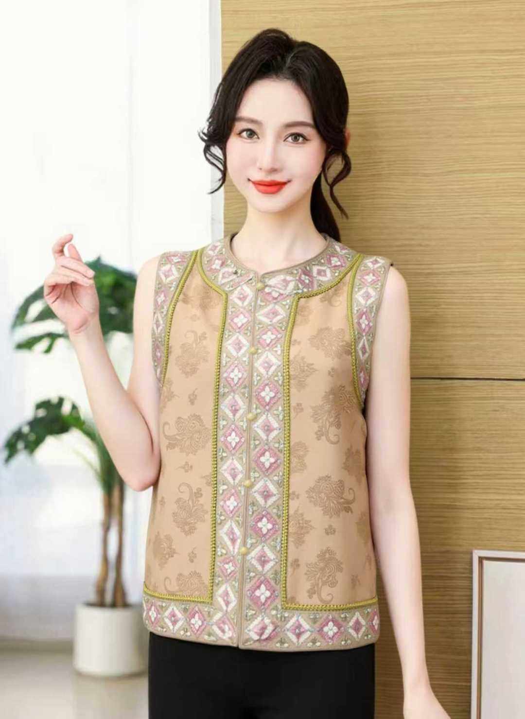 2026春季新中式国风刺绣提花马甲新款立领复古无袖马夹民族风上衣,女装/女士精品,马夹,淘宝优惠券,粉丝福利购,淘宝优惠卷