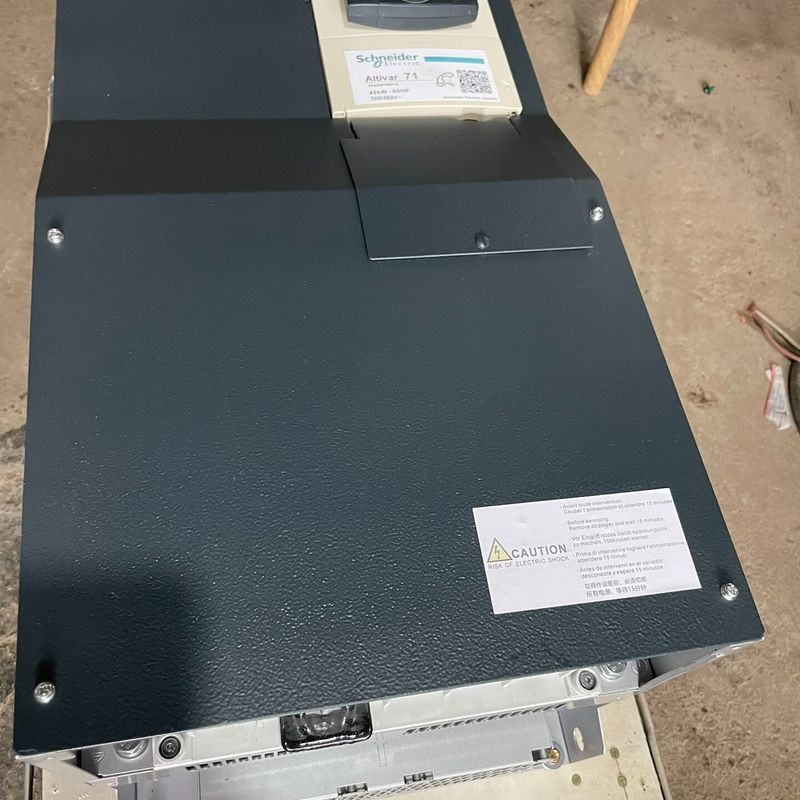 变频器 Altivar 71 型号：ATV71HD45