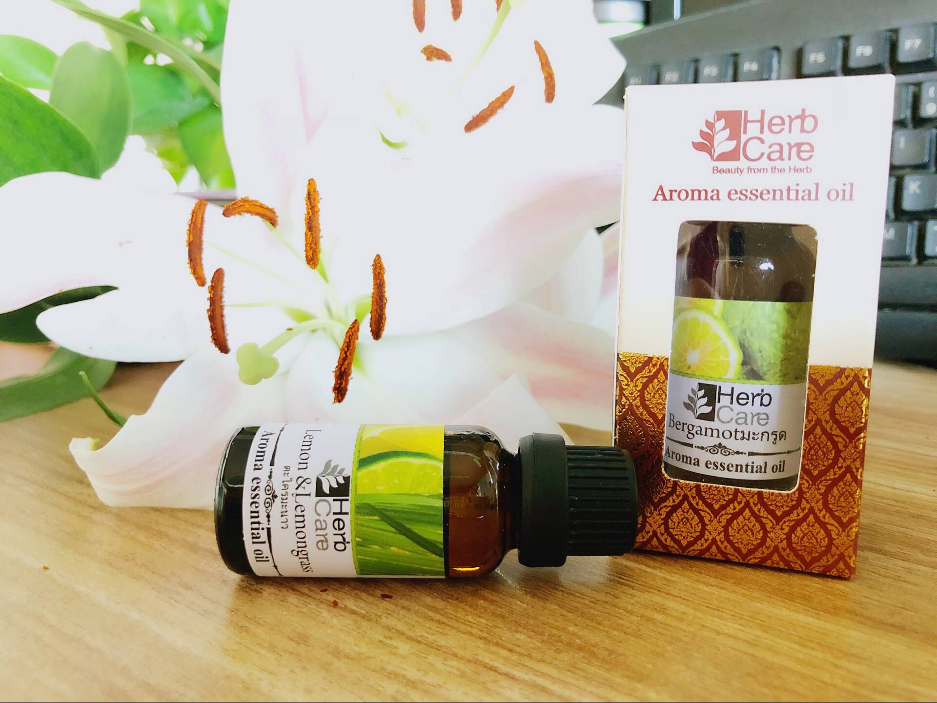 泰国进口Herbcare香薰精油加湿器精油灯香薰机精油卧室精油20ML