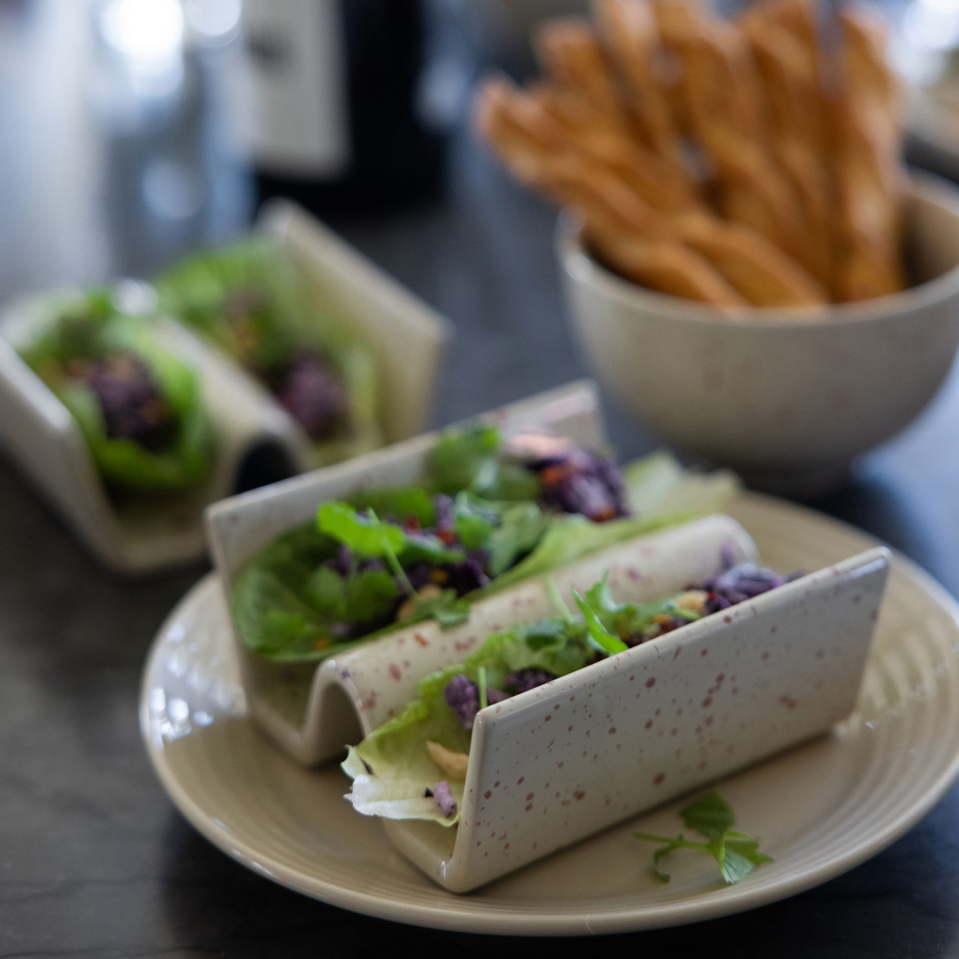 瑞典代购 Sagaform塔可架taco架子墨西哥薄饼玉米卷V形架陶瓷两件