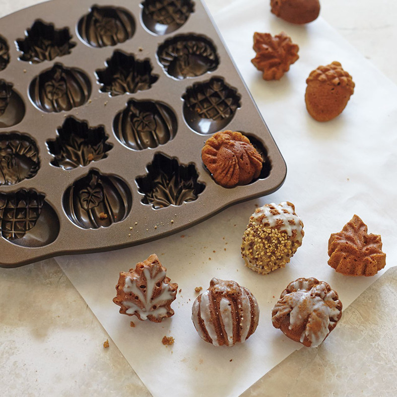 美国麦芬小蛋糕不粘烘焙模具现货