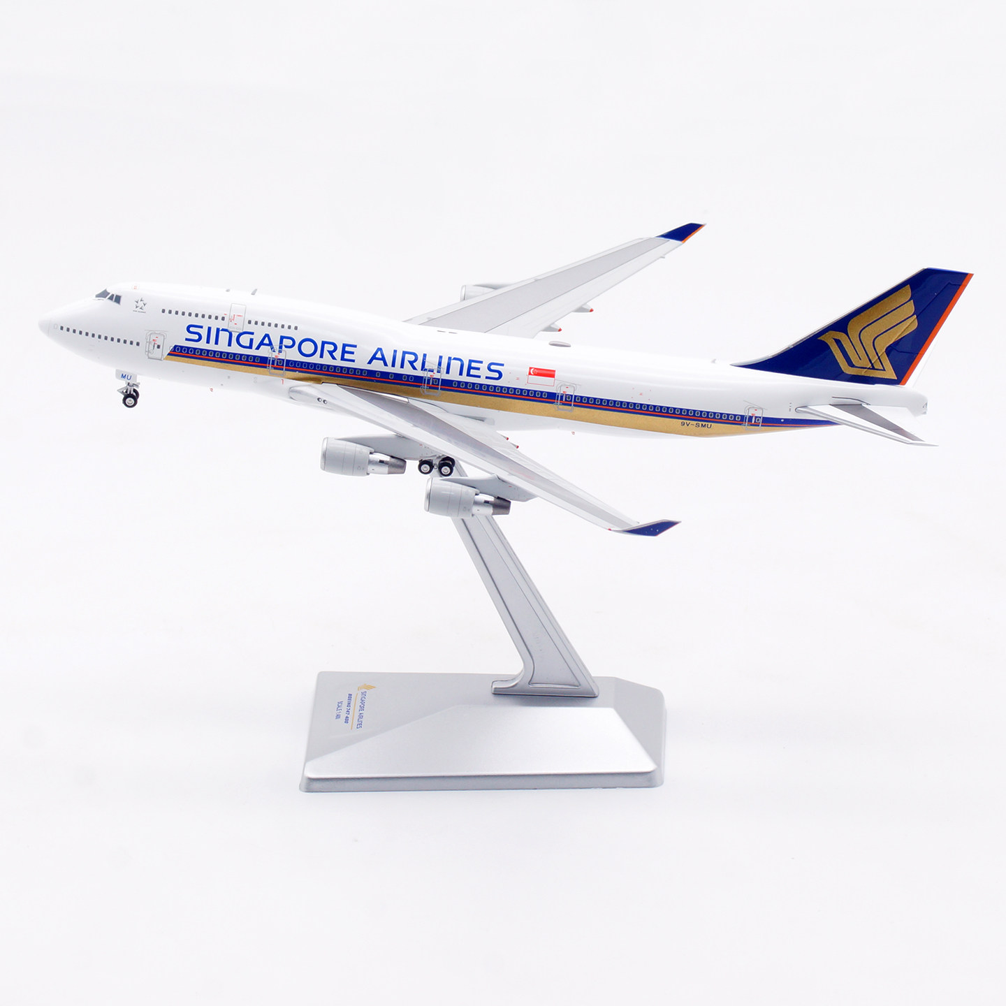 YYWings波音B747-400合金图片