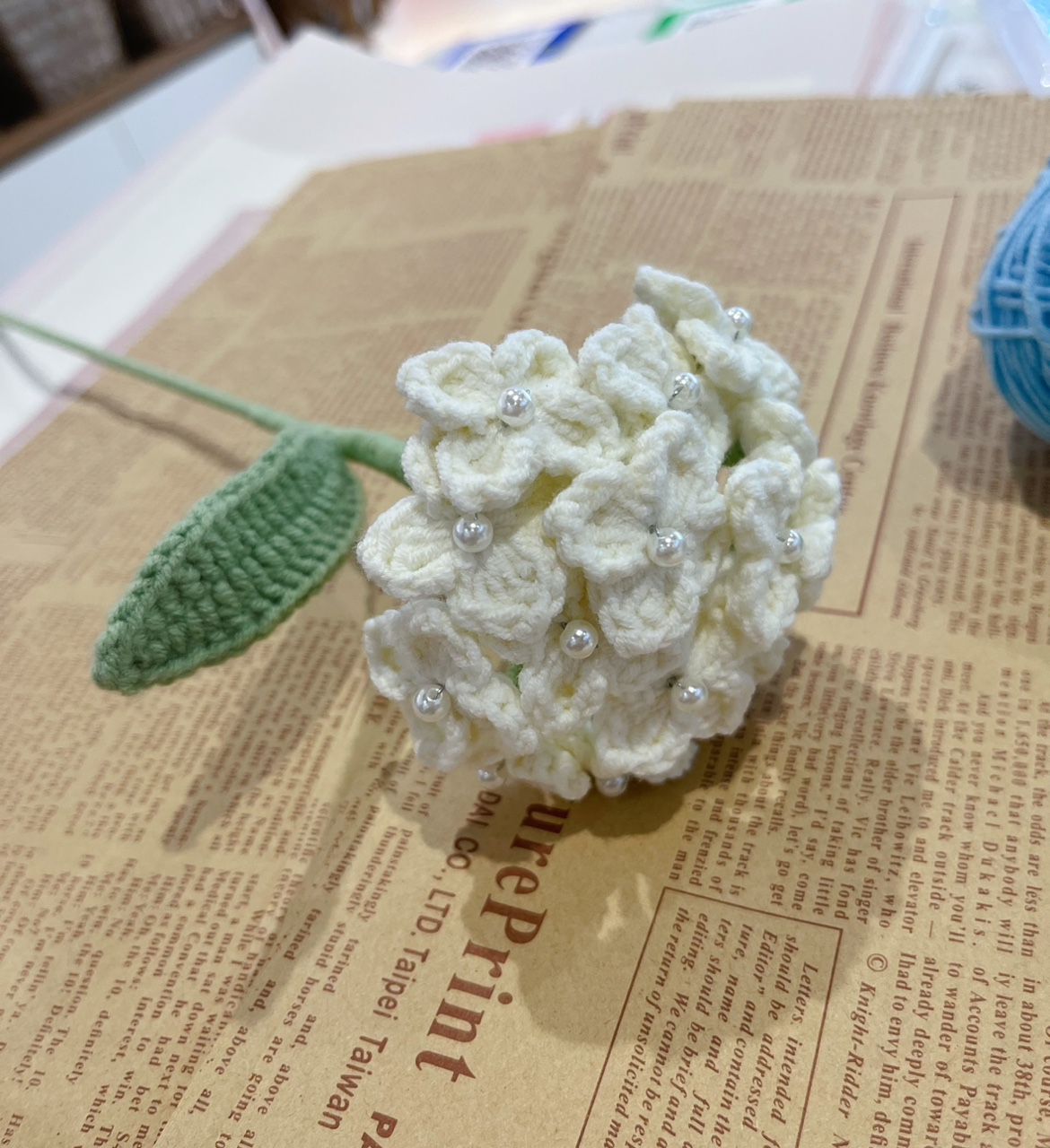 成品毛线手工钩织花束绣球花女朋友生日礼物粉色可爱仿真花